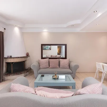 Апартаменты Chora House *