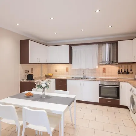 Chora House Apartment *