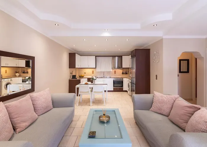 Chora House